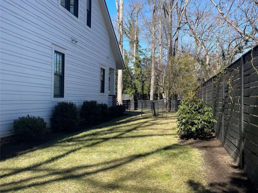 2002 Summey Avenue, Charlotte, NC 28205.  MLS# CAR4218426, YatesRealty ID 1125. 