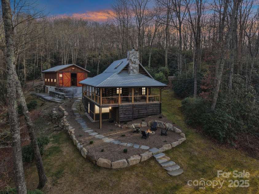 408 & 586 Little Elbow Mountain Road, Lake Toxaway, NC 28747.  MLS# CAR4324651, YatesRealty ID 1125. 
