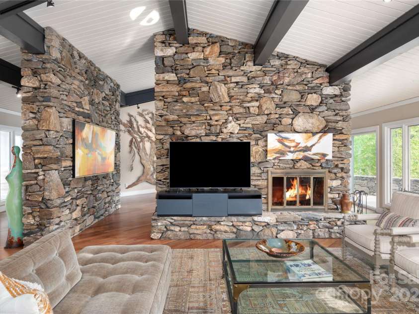 115 Stuyvesant Road, Asheville, NC 28803.  MLS# CAR4254634, YatesRealty ID 11253. 