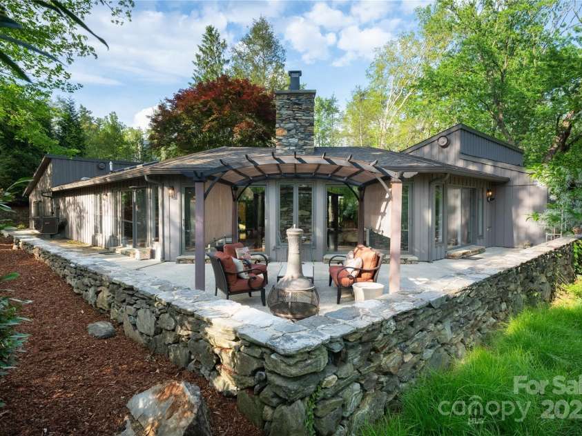 115 Stuyvesant Road, Asheville, NC 28803.  MLS# CAR4254634, YatesRealty ID 11253. 