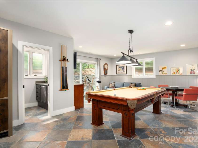 115 Stuyvesant Road, Asheville, NC 28803.  MLS# CAR4254634, YatesRealty ID 11253. Recreation Room - Could be bedroom