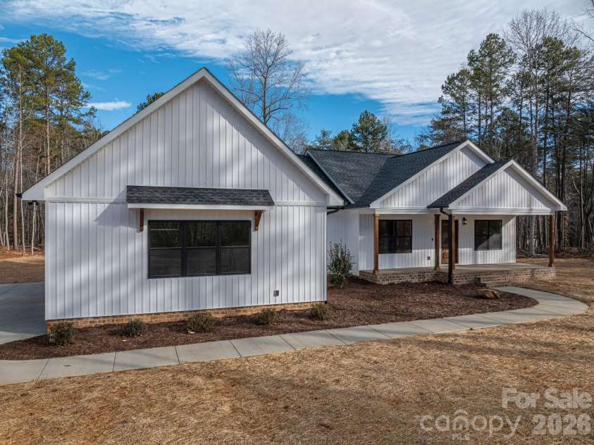 6335 Forney Hill Road, Denver, NC 28037.  MLS# CAR4346554, YatesRealty ID 11253. 