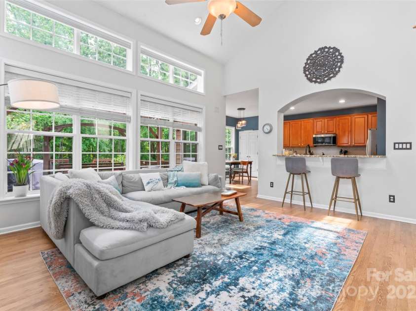 1009 Anduin Falls Drive, Charlotte, NC 28269.  MLS# CAR4248583, YatesRealty ID 11255. 