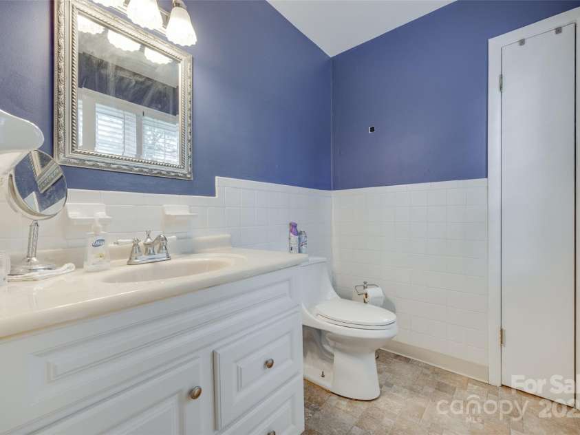 679 Fairforest Road, Chester, SC 29706.  MLS# CAR4255547, YatesRealty ID 11257. Full-Bath