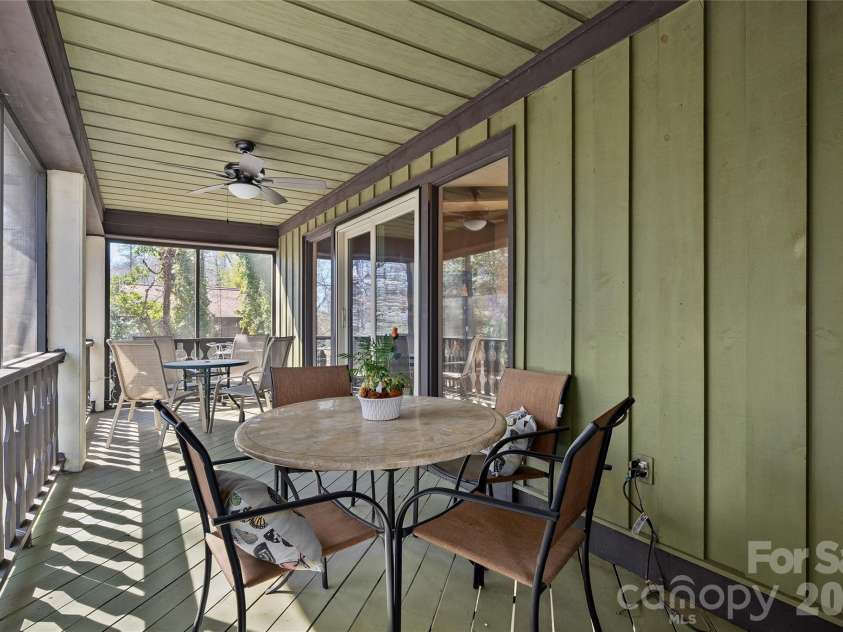3017 Chestnut Tree Road, Hendersonville, NC 28792.  MLS# CAR4346755, YatesRealty ID 11258. 