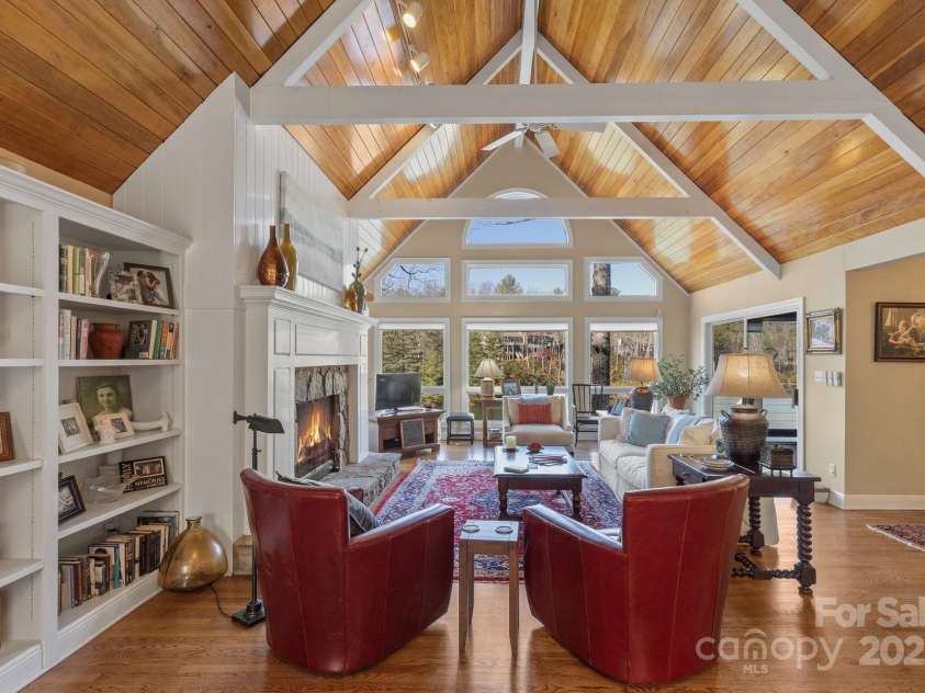 100 The Pinnacle Drive, Sapphire, NC 28774.  MLS# CAR4325030, YatesRealty ID 1126. 