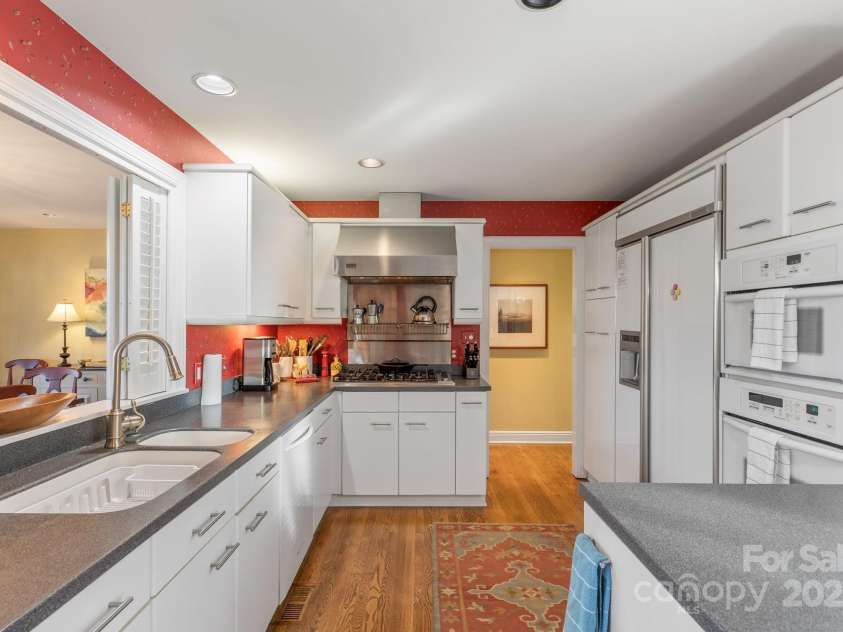 100 The Pinnacle Drive, Sapphire, NC 28774.  MLS# CAR4325030, YatesRealty ID 1126. 