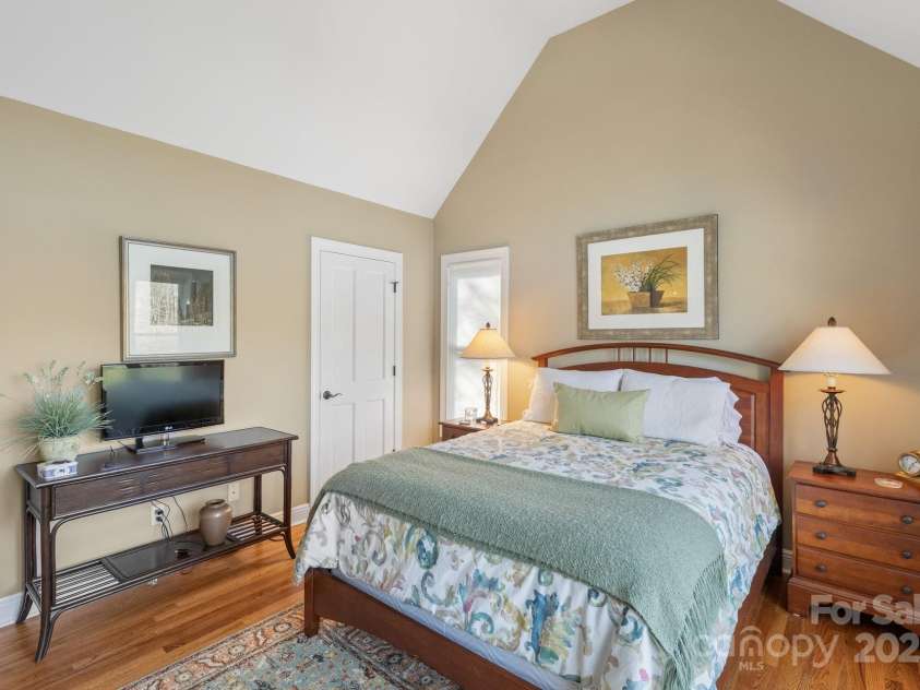 100 The Pinnacle Drive, Sapphire, NC 28774.  MLS# CAR4325030, YatesRealty ID 1126. 