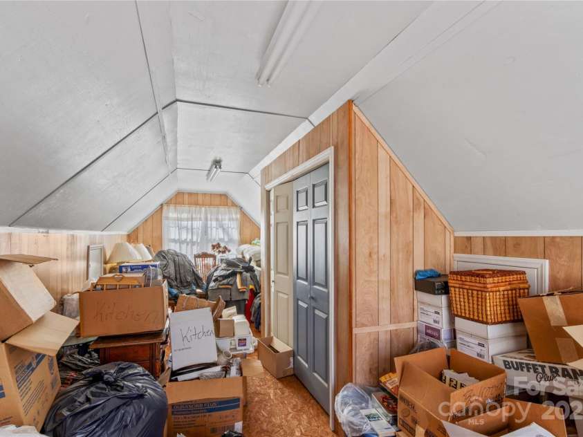 906 Harmony Drive, Statesville, NC 28677.  MLS# CAR4220072, YatesRealty ID 1126. 