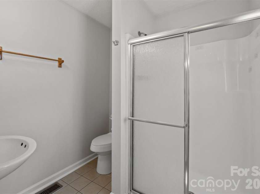 1735 Windyrush Lane, Gastonia, NC 28054.  MLS# CAR4365291, YatesRealty ID 11260. 