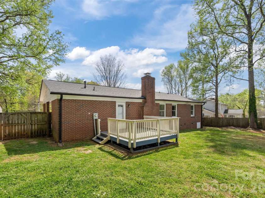1735 Windyrush Lane, Gastonia, NC 28054.  MLS# CAR4365291, YatesRealty ID 11260. 