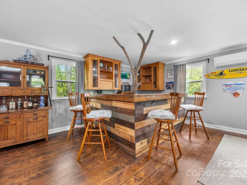 17403 Green Hill Road, Charlotte, NC 28278.  MLS# CAR4252833, YatesRealty ID 11263. 