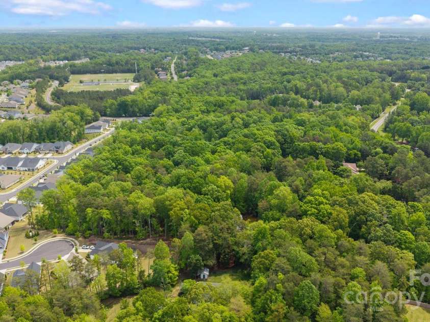 17403 Green Hill Road, Charlotte, NC 28278.  MLS# CAR4252833, YatesRealty ID 11263. 