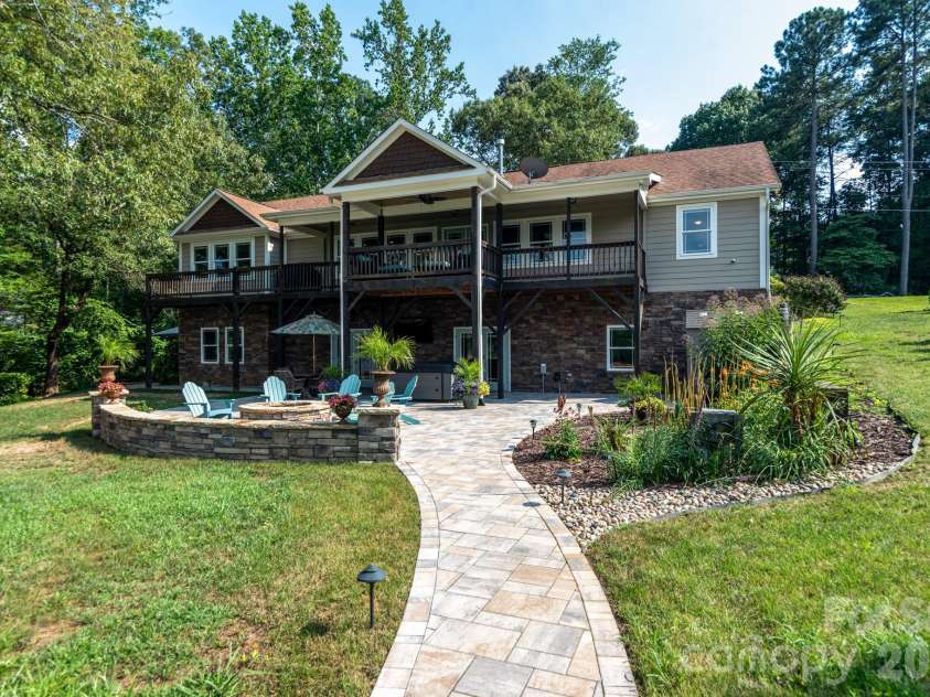 7144 Lynbrook Creek Road, Denver, NC 28037.  MLS# CAR4365380, YatesRealty ID 11263. 