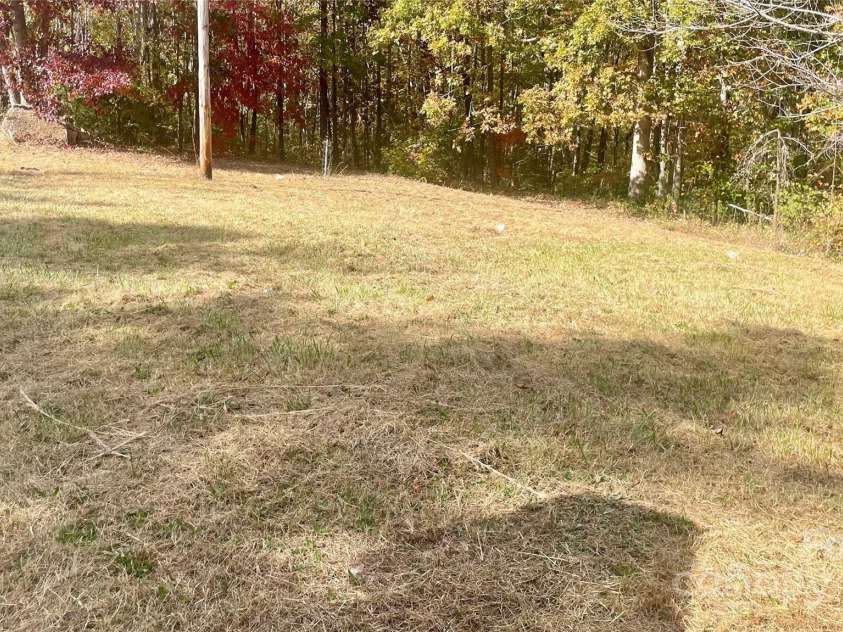 5173 Laurel Haven Avenue, Morganton, NC 28655.  MLS# CAR4199013, YatesRealty ID 11265. 