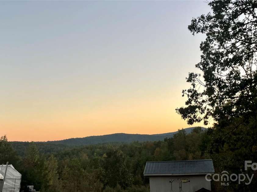 5173 Laurel Haven Avenue, Morganton, NC 28655.  MLS# CAR4199013, YatesRealty ID 11265. 