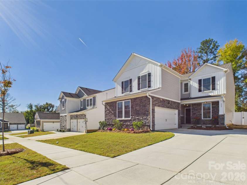 922 Peoria Lane, Rock Hill, SC 29730.  MLS# CAR4319654, YatesRealty ID 11268. 
