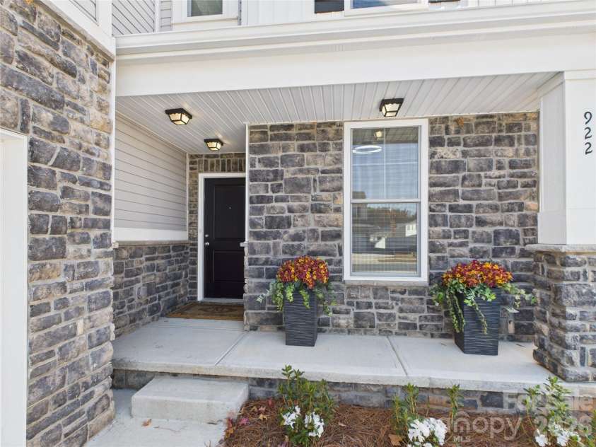 922 Peoria Lane, Rock Hill, SC 29730.  MLS# CAR4319654, YatesRealty ID 11268. 