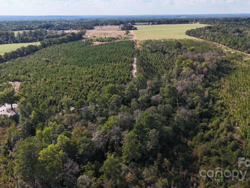 891 Longbranch Road, Jefferson, SC 29718.  MLS# CAR4305017, YatesRealty ID 1127. 