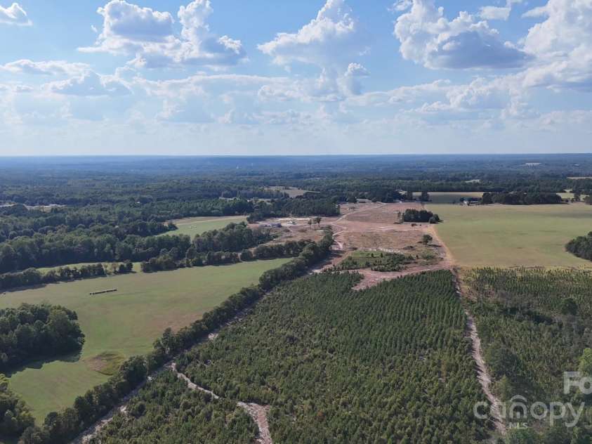 891 Longbranch Road, Jefferson, SC 29718.  MLS# CAR4305017, YatesRealty ID 1127. 