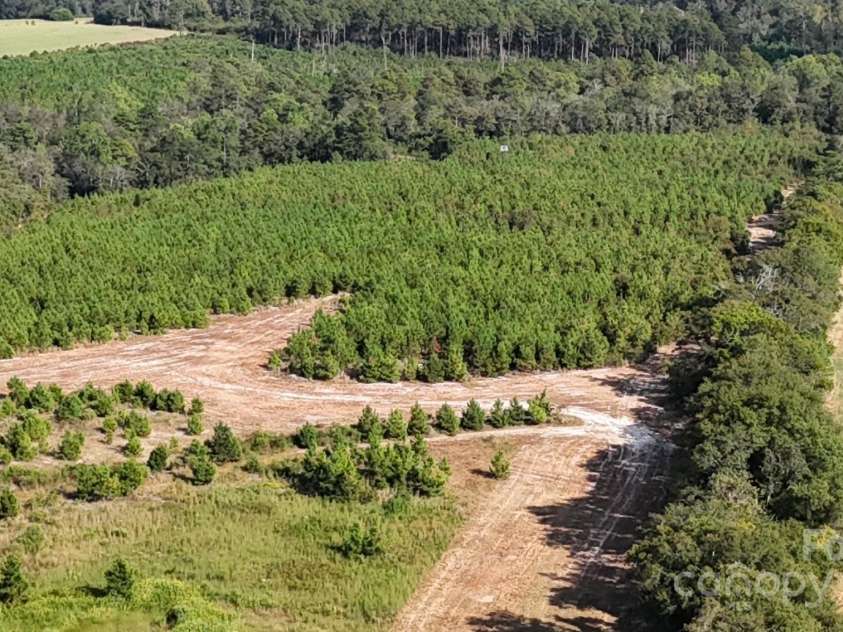 891 Longbranch Road, Jefferson, SC 29718.  MLS# CAR4305017, YatesRealty ID 1127. 