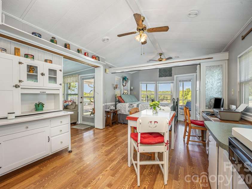 125 Maple Street, New London, NC 28127.  MLS# CAR4366390, YatesRealty ID 11276. 