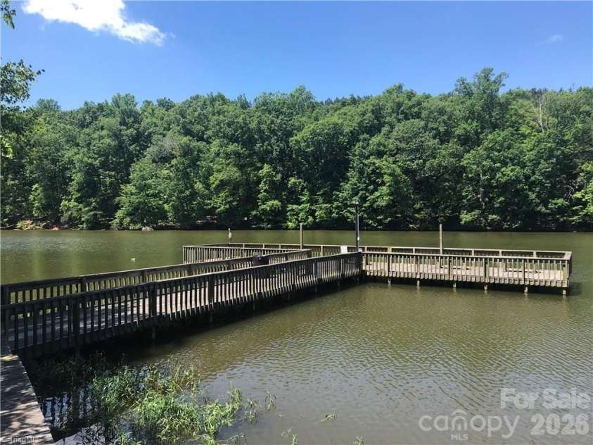 125 Maple Street, New London, NC 28127.  MLS# CAR4366390, YatesRealty ID 11276. 