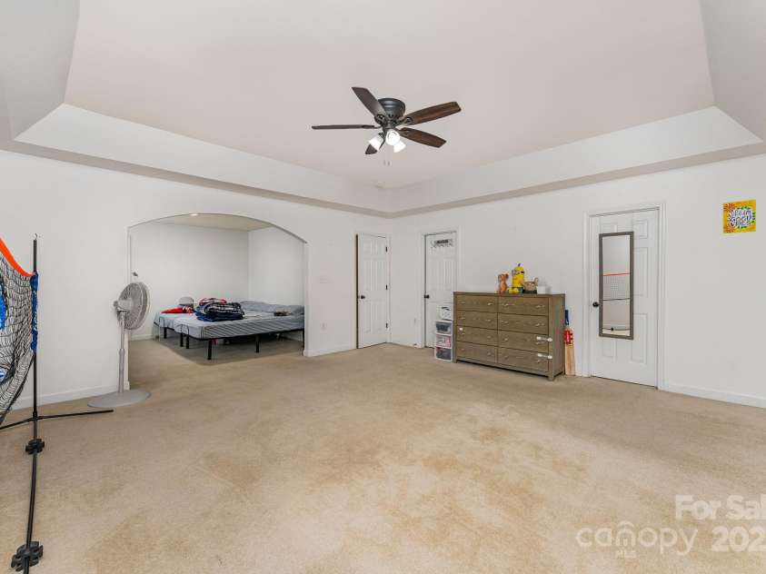 1105 BOTTLE BRUSH Lane, Harrisburg, NC 28075.  MLS# CAR4256457, YatesRealty ID 11277. 