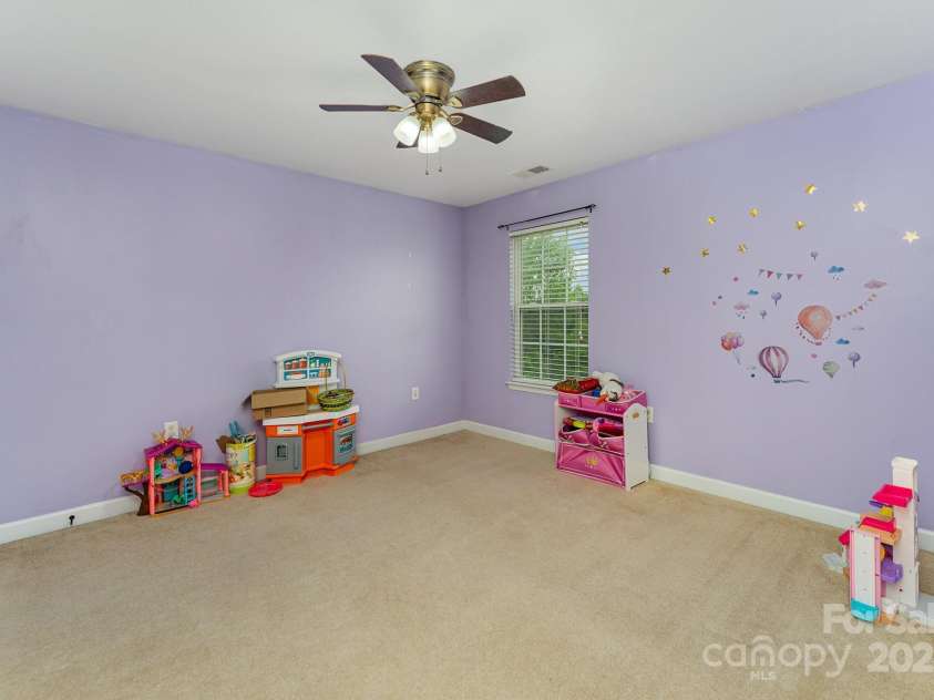 1105 BOTTLE BRUSH Lane, Harrisburg, NC 28075.  MLS# CAR4256457, YatesRealty ID 11277. 
