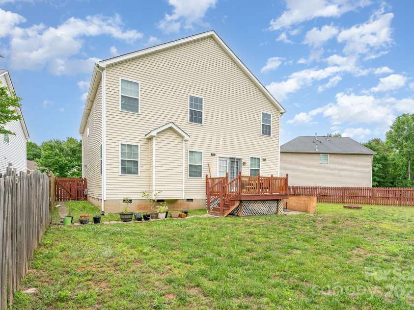1105 BOTTLE BRUSH Lane, Harrisburg, NC 28075.  MLS# CAR4256457, YatesRealty ID 11277. 