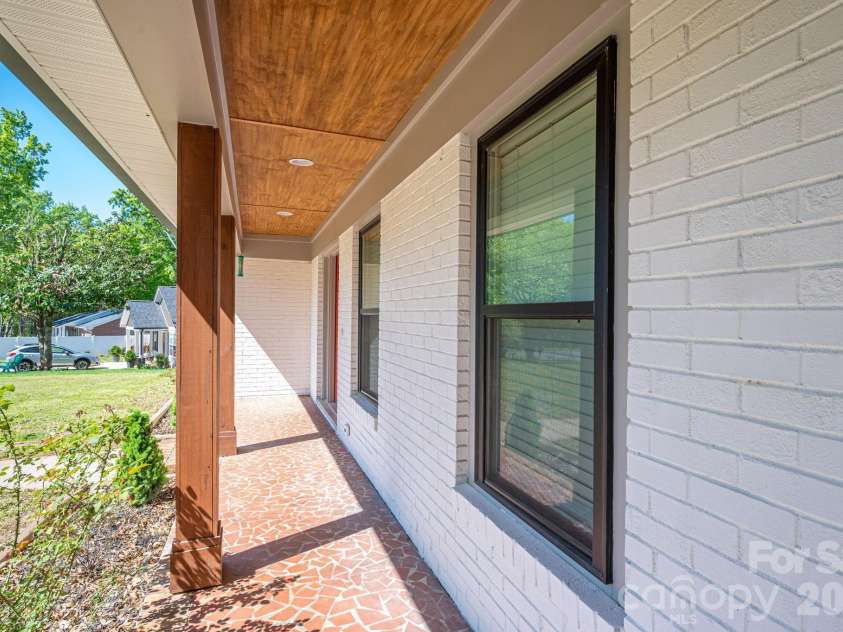 1537 Spangler Drive, Shelby, NC 28150.  MLS# CAR4368917, YatesRealty ID 11277. 