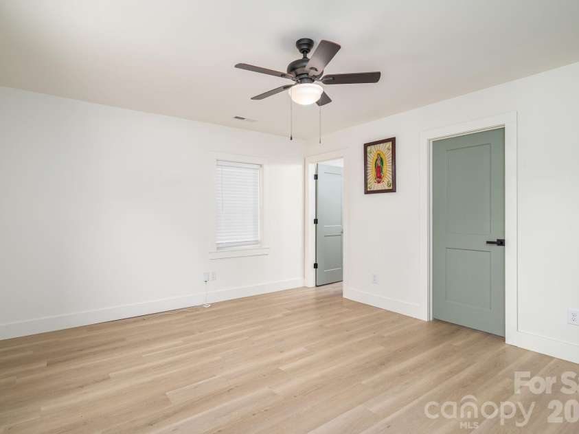 1537 Spangler Drive, Shelby, NC 28150.  MLS# CAR4368917, YatesRealty ID 11277. 