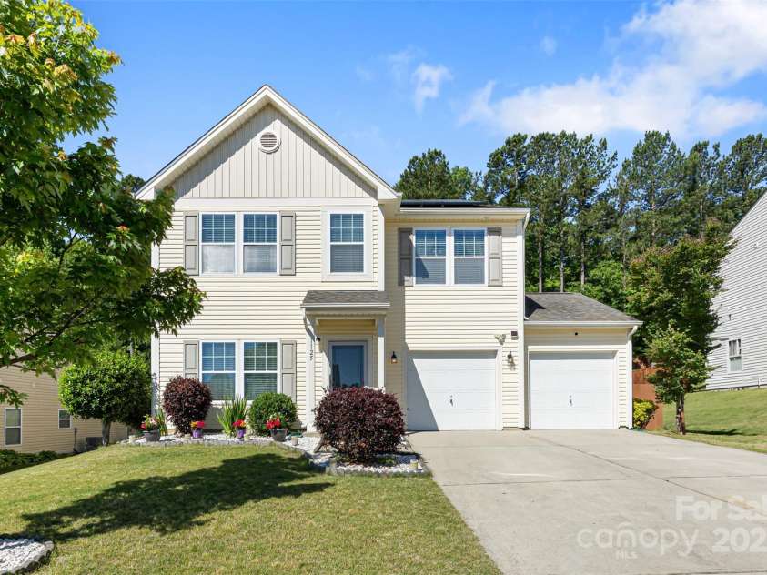 1125 Jasmine Drive, Fort Mill, SC 29707.  MLS# CAR4255499, YatesRealty ID 11278. 