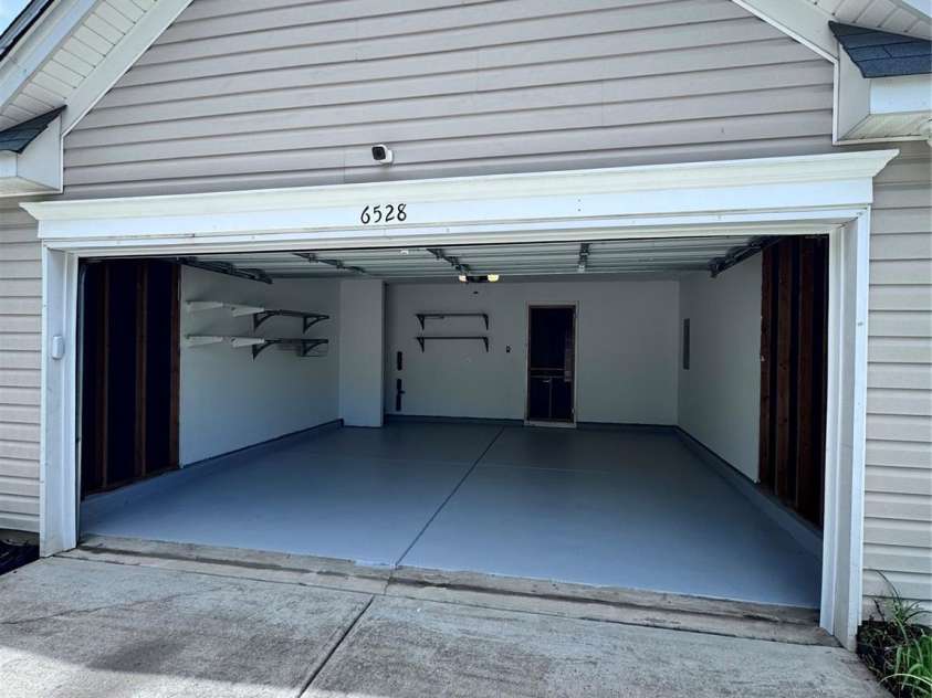 6528 Forest Cross Drive, Charlotte, NC 28216.  MLS# CAR4403057, YatesRealty ID 11278. 
