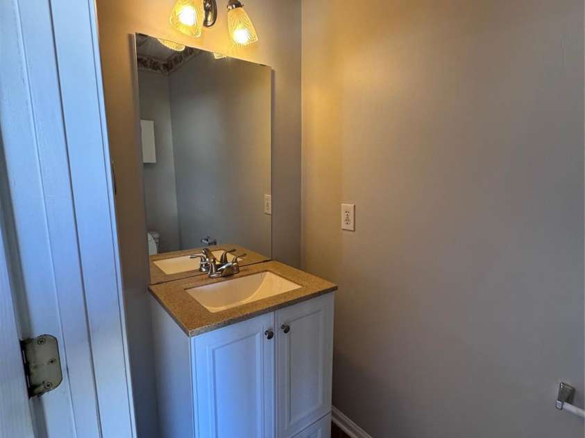 6528 Forest Cross Drive, Charlotte, NC 28216.  MLS# CAR4403057, YatesRealty ID 11278. 