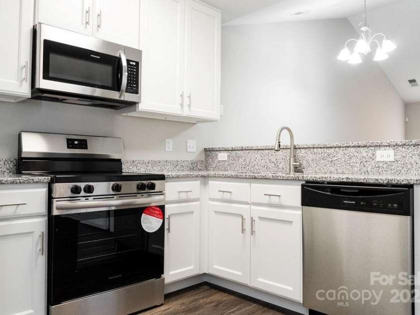 1517 Tiana Way, Rock Hill, SC 29732.  MLS# CAR4222786, YatesRealty ID 1128. 