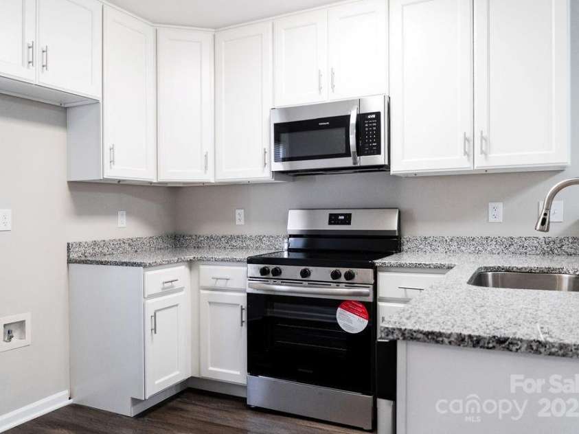 1517 Tiana Way, Rock Hill, SC 29732.  MLS# CAR4222786, YatesRealty ID 1128. 