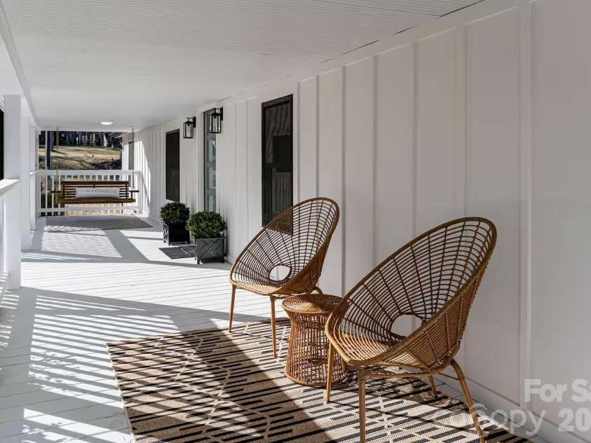 2 Shady Oak Lane, Arden, NC 28704.  MLS# CAR4340689, YatesRealty ID 1128. 