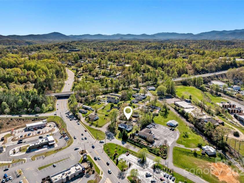 36 & 50 Catawba Avenue, Marion, NC 28752.  MLS# CAR4254471, YatesRealty ID 1128. 