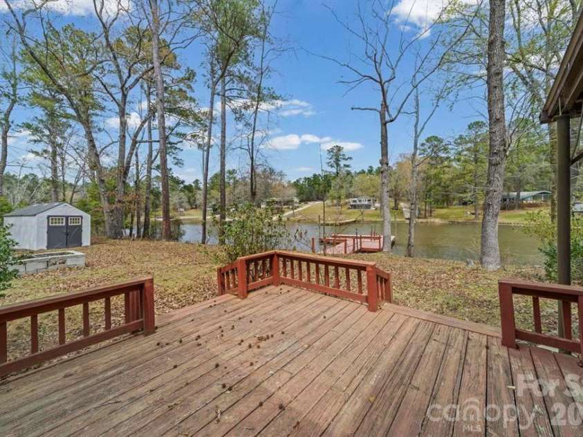 1993 White Oak Road, Camden, SC 29020.  MLS# CAR4369330, YatesRealty ID 11280. 
