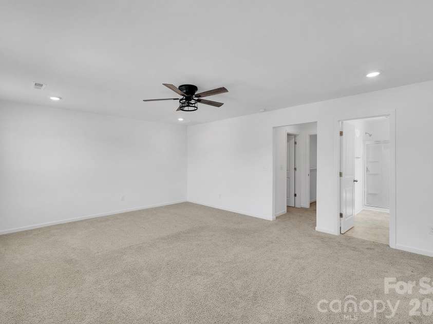 1224 Maxwell Court, Dallas, NC 28034.  MLS# CAR4369290, YatesRealty ID 11281. 