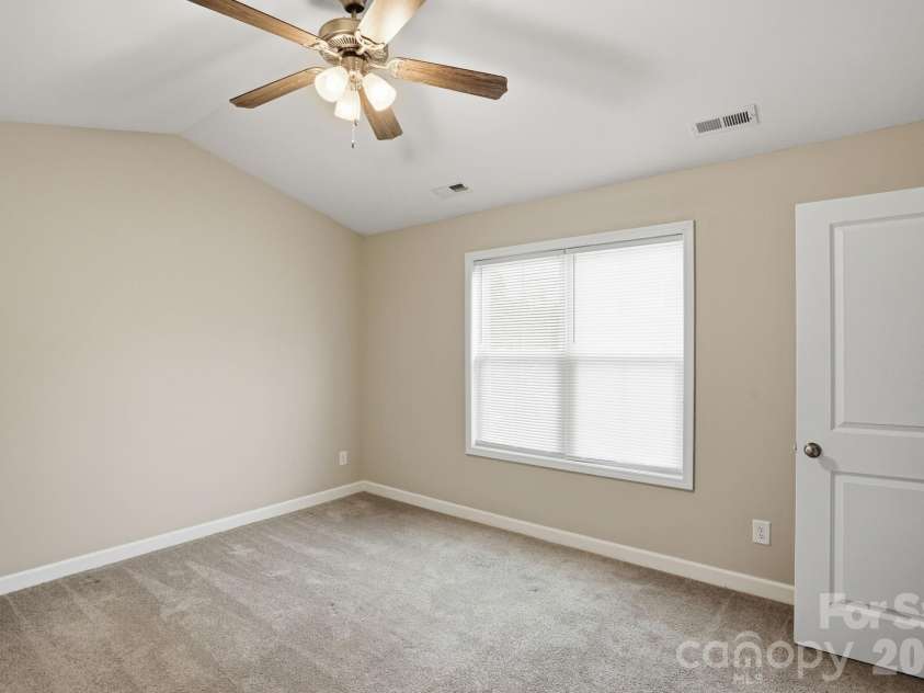 153 Mckinnon Avenue, Concord, NC 28025.  MLS# CAR4366010, YatesRealty ID 11282. 
