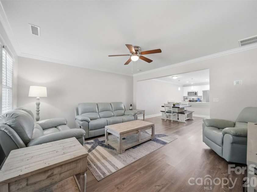3953 Newhall Drive, Hickory, NC 28601.  MLS# CAR4369343, YatesRealty ID 11283. Open Concept Living/Dining/Kitchen View