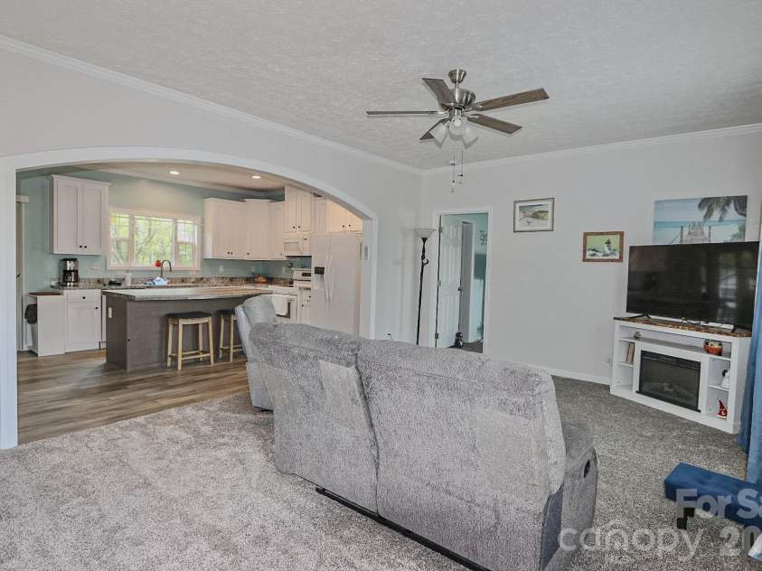 2311 Lafayette Street, Shelby, NC 28152.  MLS# CAR4369329, YatesRealty ID 11284. 