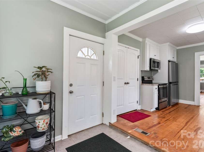 223 Wiley Avenue, York, SC 29745.  MLS# CAR4369361, YatesRealty ID 11286. 