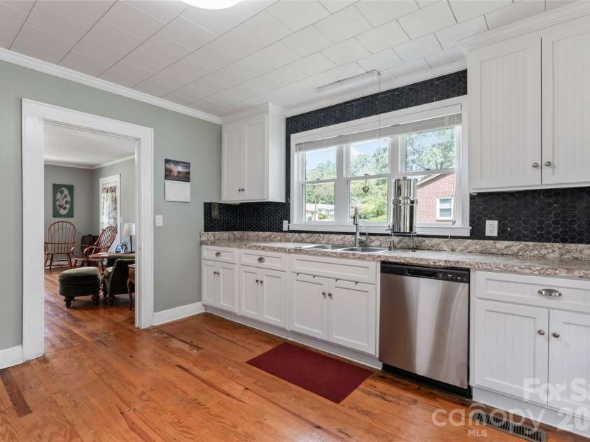 223 Wiley Avenue, York, SC 29745.  MLS# CAR4369361, YatesRealty ID 11286. 