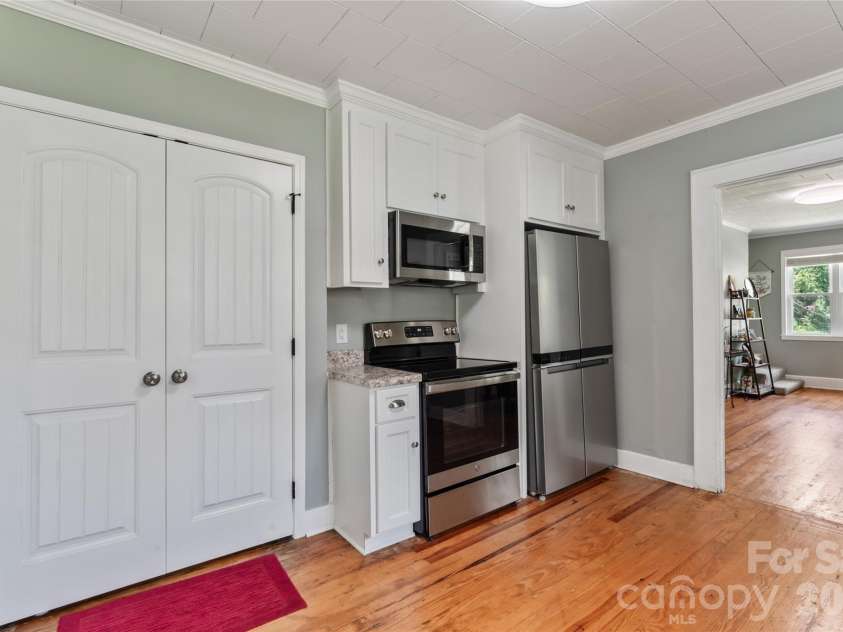 223 Wiley Avenue, York, SC 29745.  MLS# CAR4369361, YatesRealty ID 11286. 