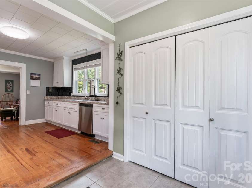 223 Wiley Avenue, York, SC 29745.  MLS# CAR4369361, YatesRealty ID 11286. 