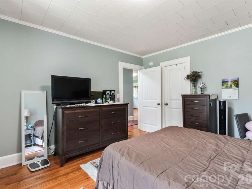 223 Wiley Avenue, York, SC 29745.  MLS# CAR4369361, YatesRealty ID 11286. 