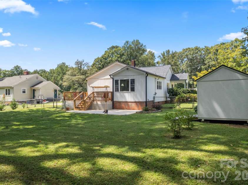 223 Wiley Avenue, York, SC 29745.  MLS# CAR4369361, YatesRealty ID 11286. 